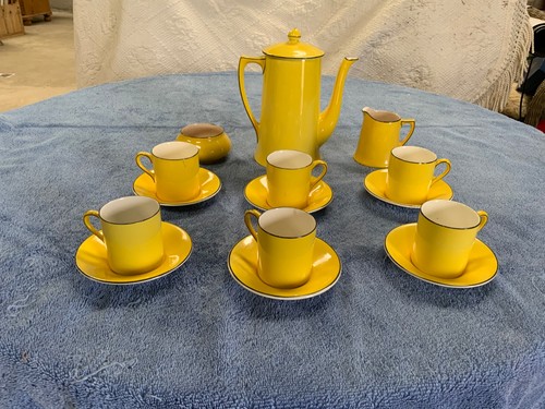 Crown ducal ware yellow - crown, coffee