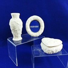 Vanity Desk Set International