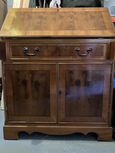 1980 reproduction yew - 1980’s,