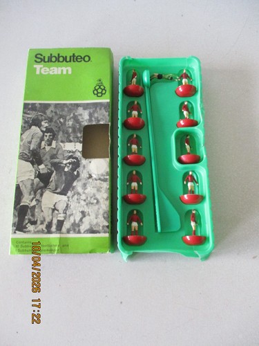 Subbuteo zombie team generic - team,