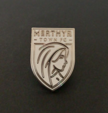 MERTHYR TOWN FOOTBALL CLUB BUTTERFLY PIN BADGE.