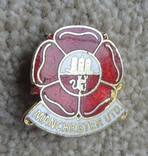 Vintage 1950s Brass and Enamel MANCHESTER UTD Pin Badge Coffer London
