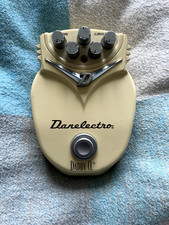 Danelectro - Daddy O - Effects Pedal - Vintage Retro Cream - Electric Guitar