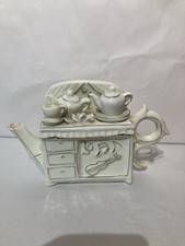 Unusual T-pot Chest/dresser