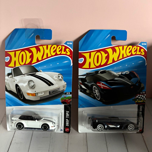 Hot wheels diecast lot - hot, 2