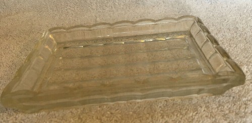 Vintage glass trinket dish - glass,