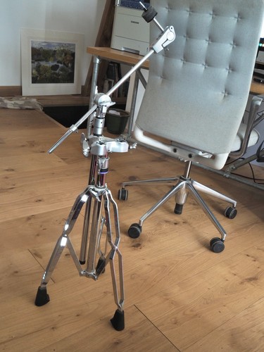 Yamaha double braced stand - braced,
