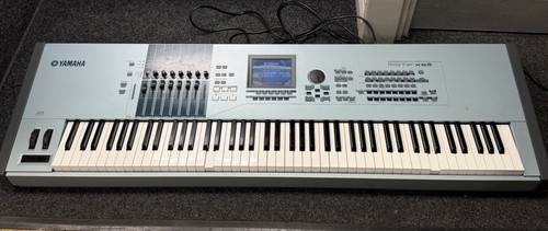 Yamaha motif xs8 digital piano - yamaha,