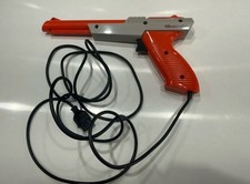 Nintendo Zapper Gun NES 1985