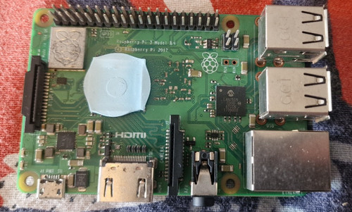 Raspberry with case - 3b+,