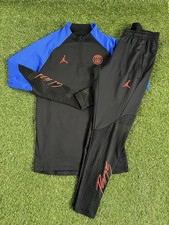 PSG x Jordan Tracksuit – 1/4