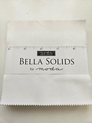 Moda charm pack - bella, solids