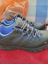 Trespass Size 6 Trainers