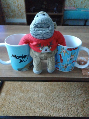 Tips mugs plus monkey - tips,