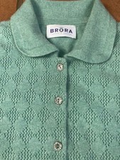 BRORA . 100% CASHMERE  LADIES CARDIGAN- LOVELY CROCHETED FRONT-SIZE 8-PALE GREEN