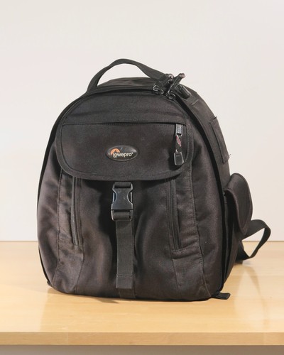 Lowepro micro trekker - lowepro,