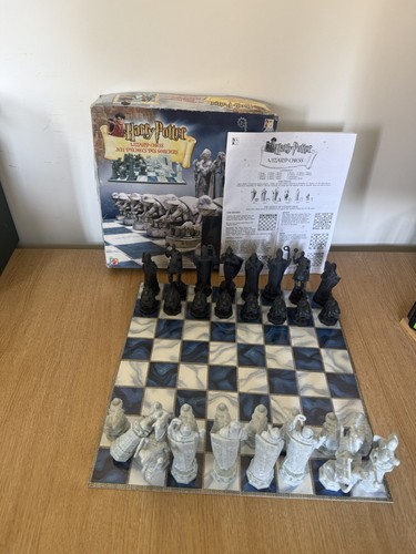 Harry potter wizard chess set - harry,