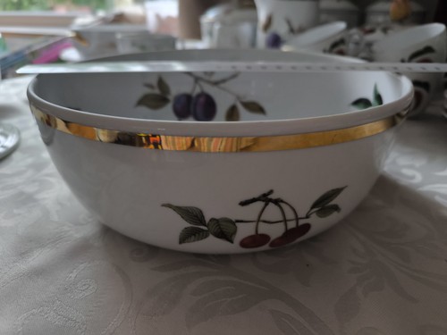 Royal worcester evesham - worcester, gold