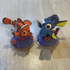 2 Finding Nemo Figurines: Nemo