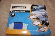 Fiskars embossing shape boss