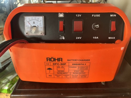 Rohr car battery charger - car,