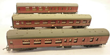 3 x 00 gauge BR Mk1 CORRIDOR COACHES - MAROON - MAINLINE LIMA,                 f