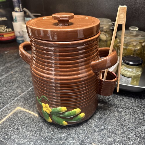 Stoneware barrel crock - barrel, pot