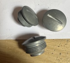 TRIUMPH T160 T140 TR7 REV COUNTER GEARBOX END PLUG  X 1.    71-2480 NOS