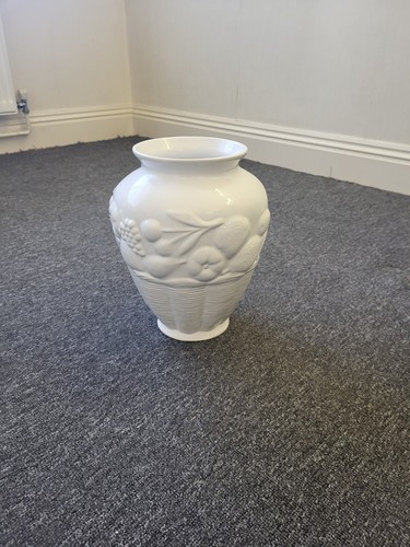 Large vintage white ceramic - vintage,