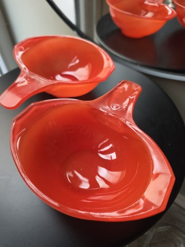 Pyrex glass gravy boast - gravy, of