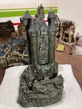 Magpyr Castle. Discworld