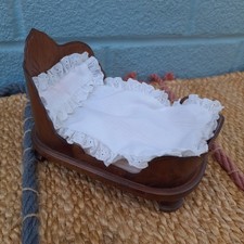 Vintage Town Square Dolls House  Miniatures  Ornate  Wooden Bed And Linen