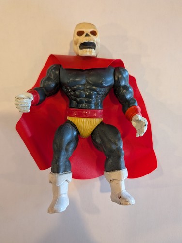 Rare vintage 1982 remco skull - vintage,
