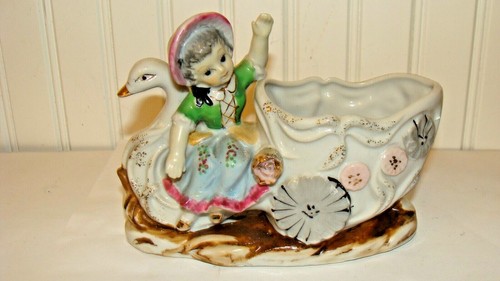 Vintage ceramic porcelain girl - vintage, ceramic/porcelain