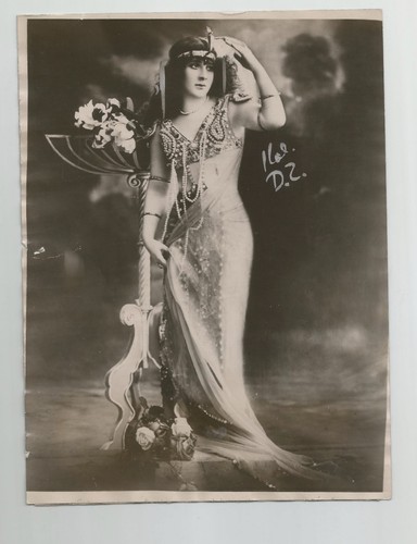 Baroness katusha orlova 1921 - katusha,