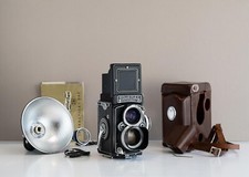 Rolleiflex 2.8E TLR Camera With Planar 80mm F2.8 Lens + Flash. Mint Condition