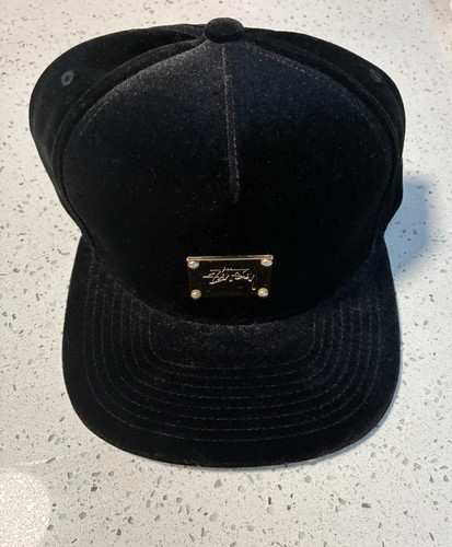 Stussy black velvet snapback - stussy,