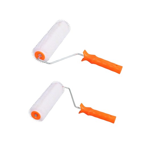 Spike roller for self - spike, leveling