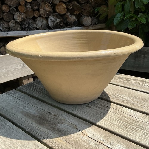 Huge old vintage antique cream - old,