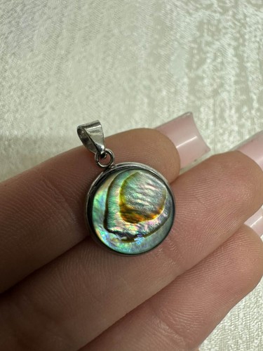 Natural abalone shell pendant - natural,