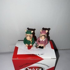 Wade Whimsie Pigs (Pair). Grandma and Grandpa. Limited to 100 Pairs.