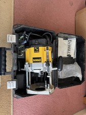Dewalt DW625EK Router