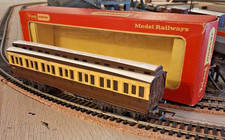 Tri-ang Hornby GWR Clerestory