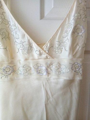 Finesse ivory satin floral - finesse,