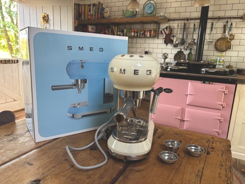 Smeg retro style manual - style,