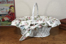 Eximious London White Basket