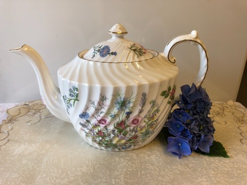 Vintage aynsley wild - vintage,