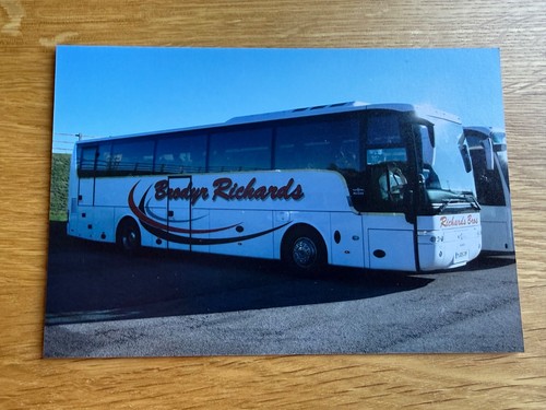 Brodyr richards coaches - brodyr,