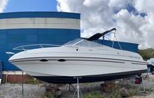 1999 Four Winns V245 7.4Gi Duo