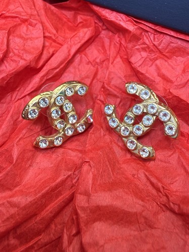 Chanel logo crystal - chanel, cc